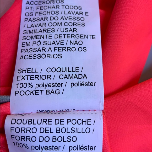 Puma hot pink windbreaker - Picture 6 of 6